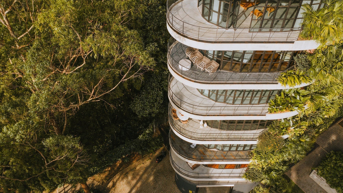 La-Nueva-Arquitectura-de-Medellín-Edificios-Icónicos-que-Redefinen-la-Ciudad The Blue House