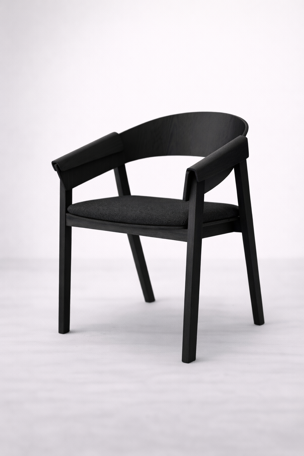Silla de comedor UHL tapizada | The Blue House