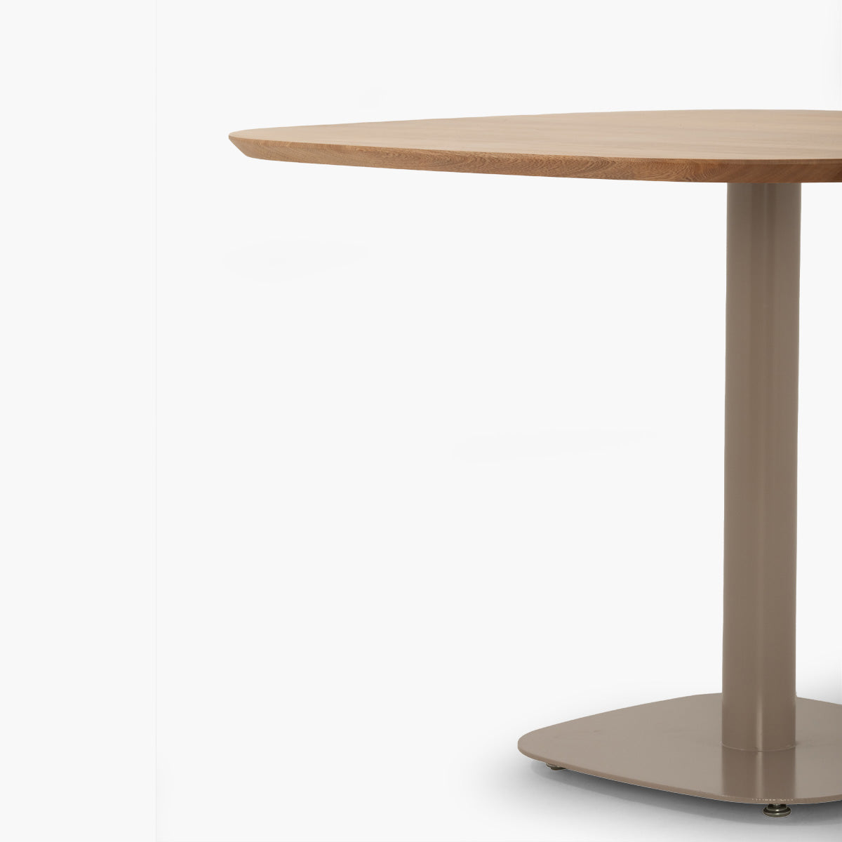 Mesa de comedor MORU en madera | The Blue House