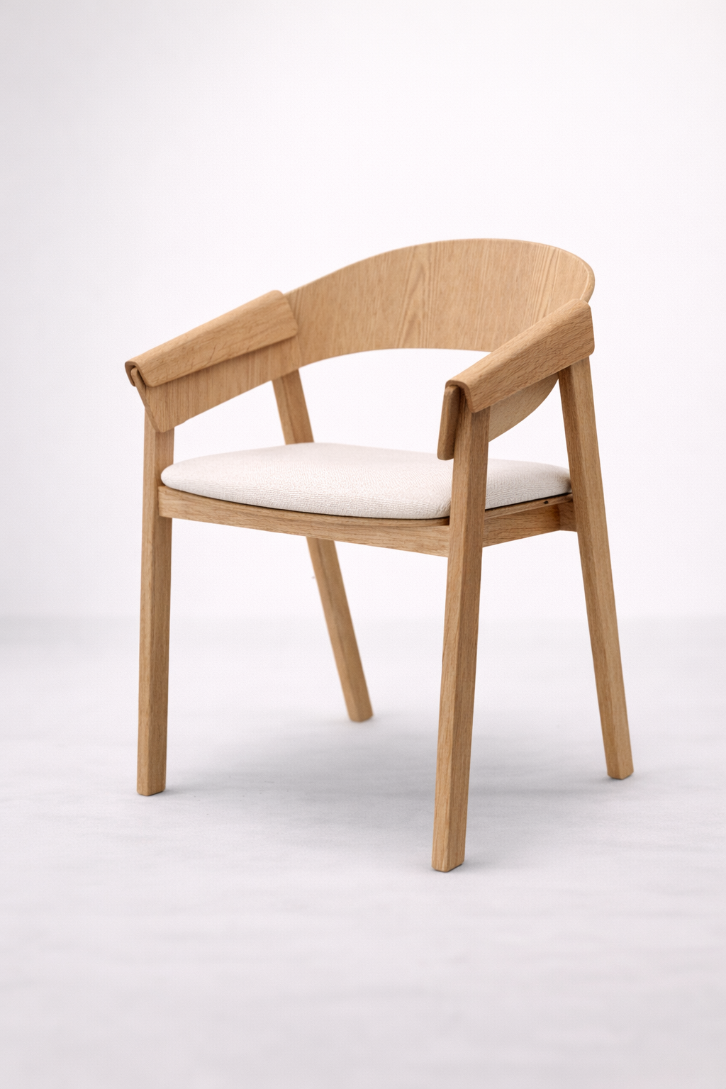 Silla de comedor UHL tapizada | The Blue House