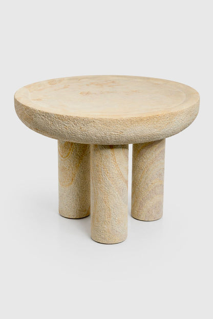 Stool Redondo 3 Patas Fósil Bravío | The Blue House