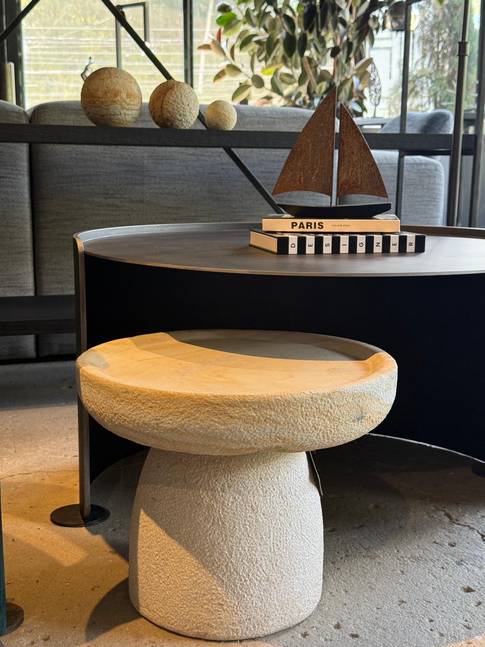 Stool Hongo curvo Plato Bravío | The Blue House